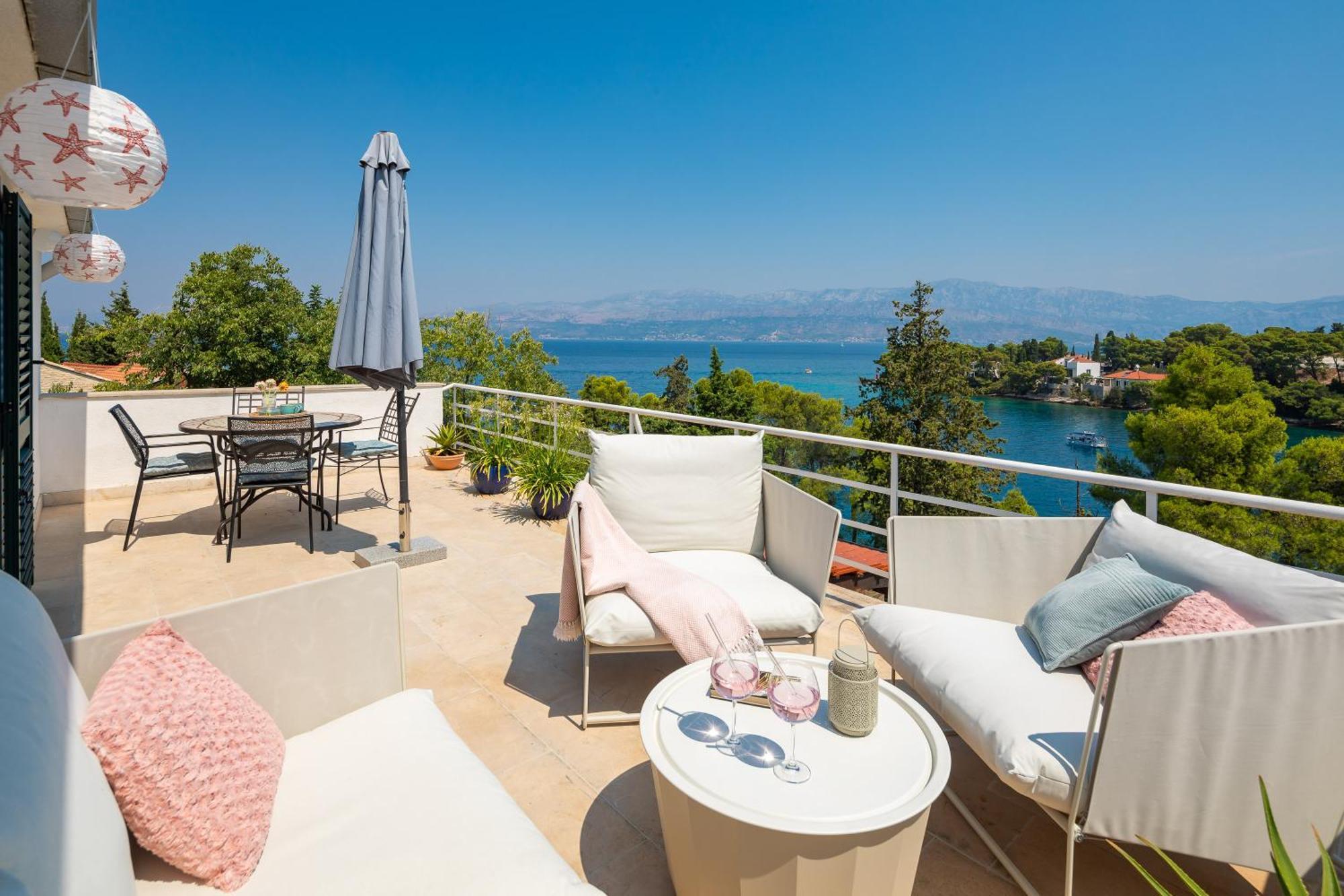 Holiday Dora Holiday home Splitska